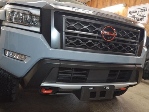 Used 2024 Nissan Frontier PRO-4X w/ Pro Convenience Package image 4