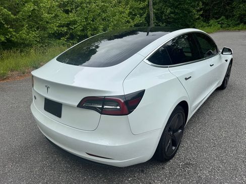 Used 2019 Tesla Model 3 Mid Range RWD image 6