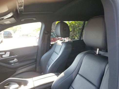 Used 2022 Mercedes-Benz GLS 450 4MATIC image 21