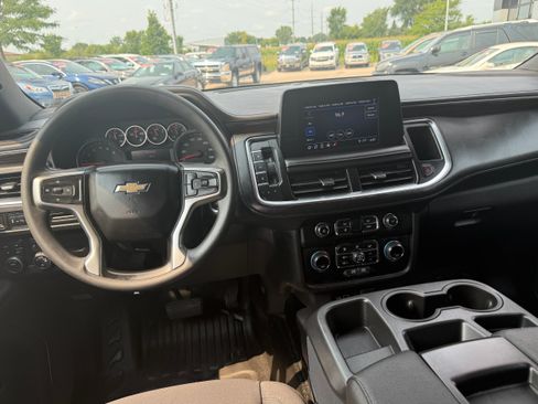 Used 2021 Chevrolet Tahoe 4WD image 8