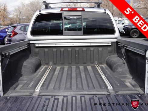 Used 2021 Nissan Frontier PRO-4X w/ Pro-4x Utility Package image 8