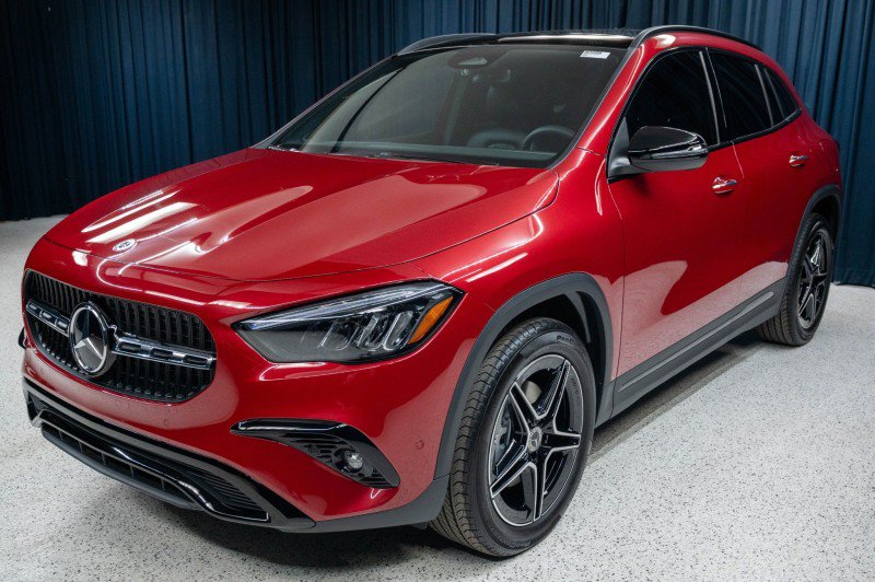 New 2026 Mercedes-Benz GLA 250 image 1