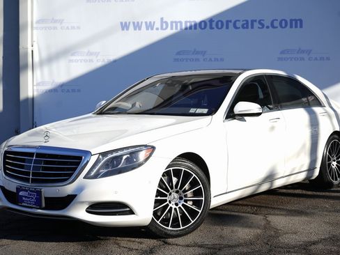 Used 2014 Mercedes-Benz S 550 Sedan image 2