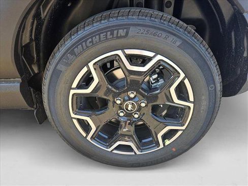 New 2025 Ford Bronco Sport Outer Banks image 9