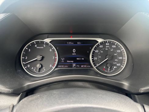 Used 2025 Nissan Sentra SV FWD image 37