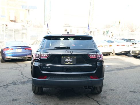 Used 2021 Jeep Compass Latitude w/ Driver Assistance Group image 6