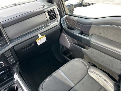 New 2025 Ford F250 Platinum image 14