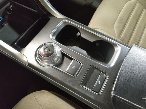 Used 2019 Ford Fusion S image 26