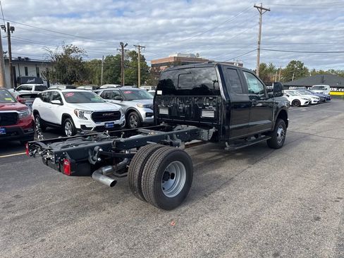 New 2026 Ford F350 XL w/ XL Chrome Package image 5