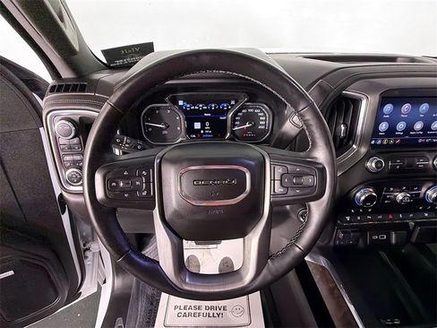 Used 2023 GMC Sierra 3500 Denali w/ Denali Ultimate Package image 11