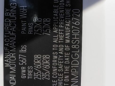 Used 2025 Hyundai Santa Fe SE image 34