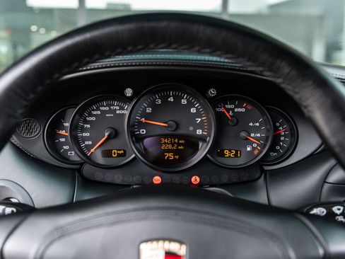 Used 2001 Porsche 911 Turbo AWD/4WD image 40