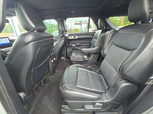 Used 2020 Ford Explorer Limited AWD/4WD image 17