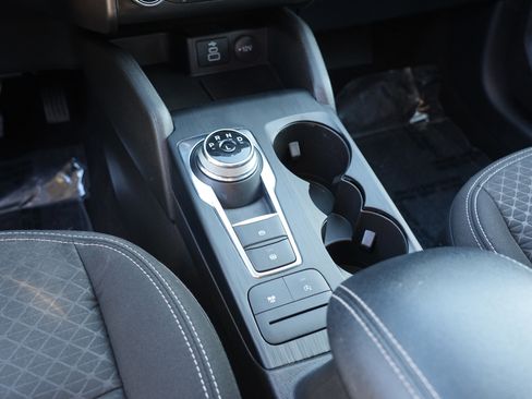 Used 2024 Ford Escape Active image 27