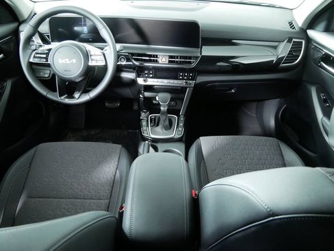 New 2026 Kia Seltos S AWD/4WD image 18