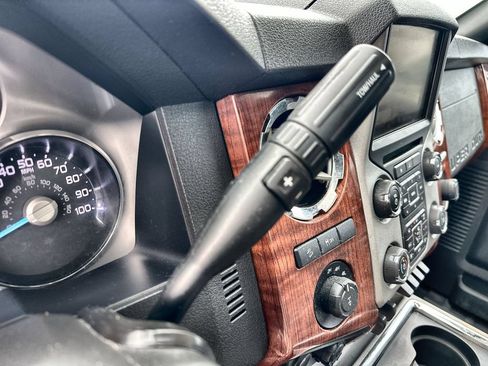 Used 2015 Ford F250 King Ranch w/ FX4 Off-Road Package AWD/4WD image 26