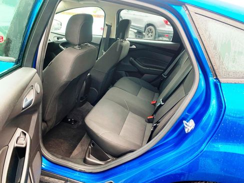 Used 2018 Ford Focus SEL w/ Winter Package FWD image 6
