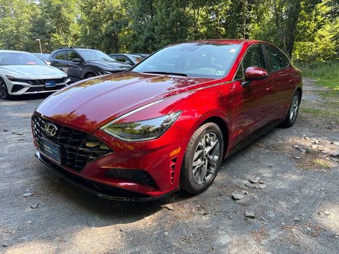 Certified 2023 Hyundai Sonata SEL FWD image 1