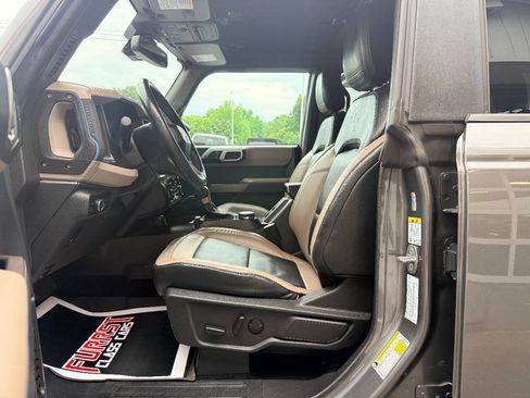 Used 2023 Ford Bronco Wildtrak AWD/4WD image 18