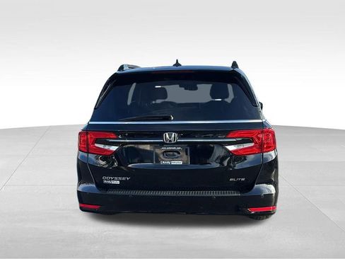 Certified 2024 Honda Odyssey Elite image 6