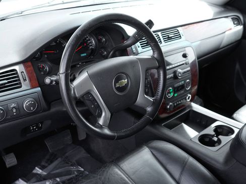 Used 2014 Chevrolet Tahoe LT w/ All-Star Edition AWD/4WD image 16