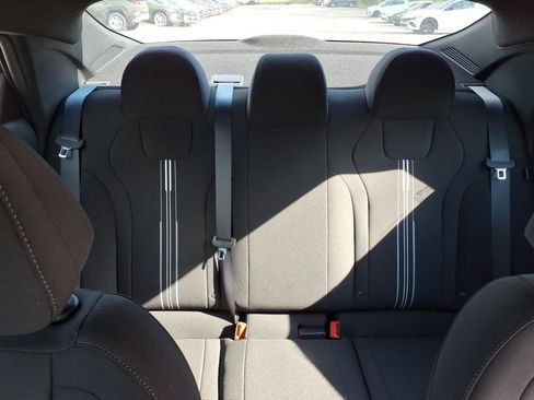 Used 2025 Hyundai Elantra Sport FWD image 28