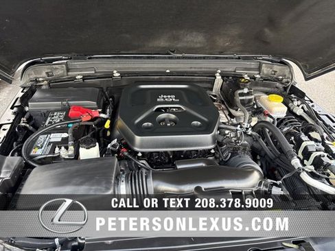 Used 2020 Jeep Wrangler Unlimited Rubicon w/ Quick Order Package 28Y Recon image 9