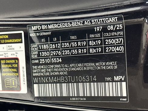 Used 2026 Mercedes-Benz GLC 300 4MATIC image 33
