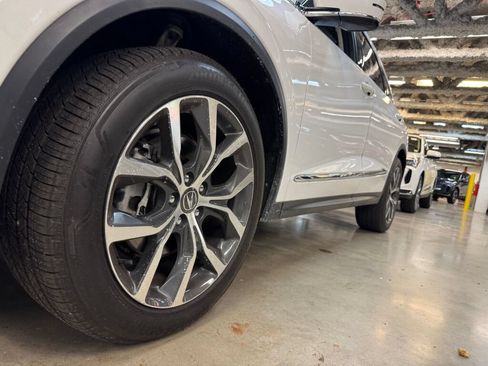 Certified 2023 Acura MDX SH-AWD w/ Technology Package image 11