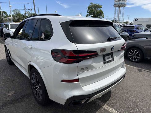 Certified 2024 BMW X5 xDrive40i w/ M Sport Package AWD/4WD image 6