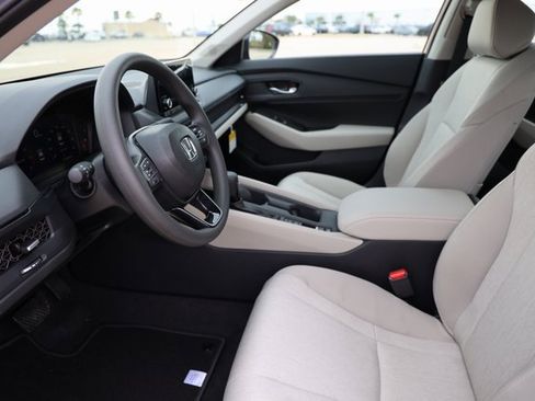 New 2025 Honda Accord SE image 10