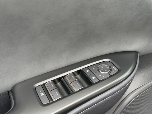 Used 2026 Lexus RZ 350e 2WD w/ Technology Package image 13