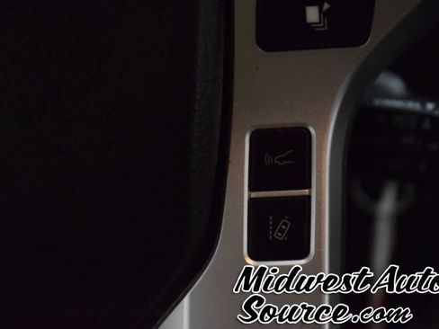 Used 2021 Toyota Tundra SR5 w/ SR5 Upgrade Package AWD/4WD image 19
