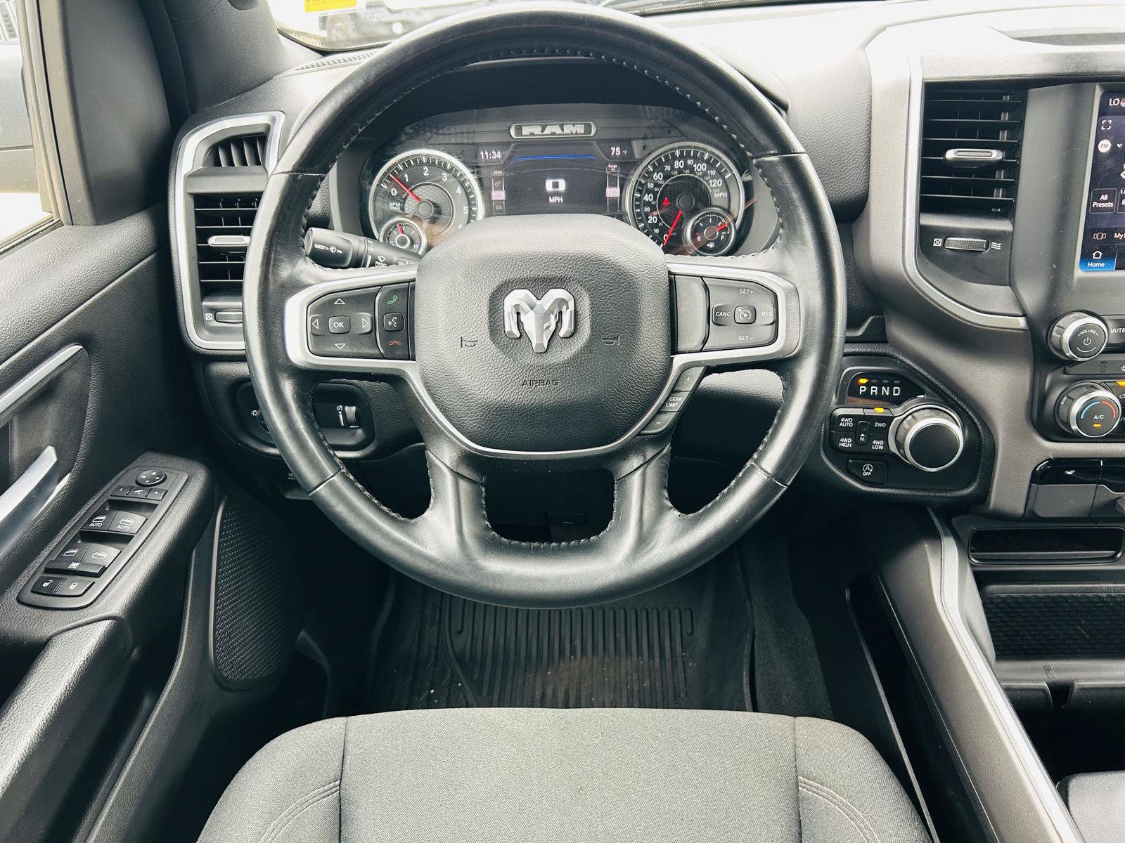 Used 2022 RAM 1500 Big Horn AWD/4WD image 12
