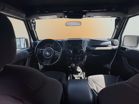 Used 2018 Jeep Wrangler Unlimited Sport AWD/4WD image 13