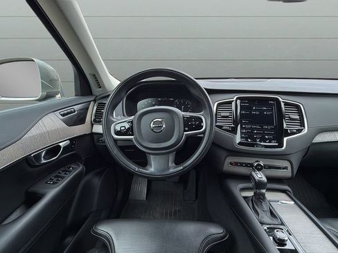 Used 2022 Volvo XC90 T6 Inscription w/ Advanced Package AWD/4WD image 12