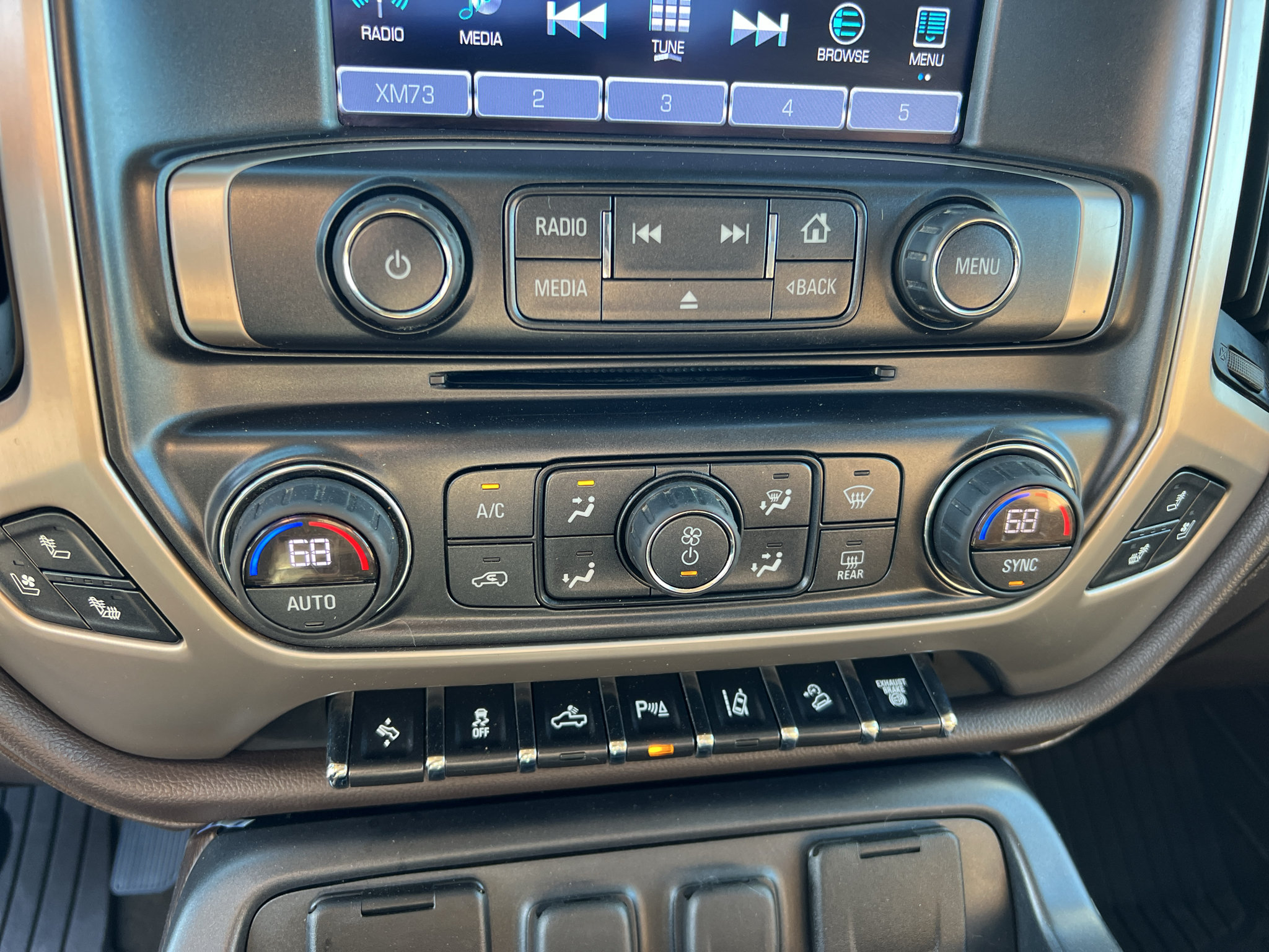 Used 2017 GMC Sierra 2500 Denali w/ Duramax Plus Package AWD/4WD image 24