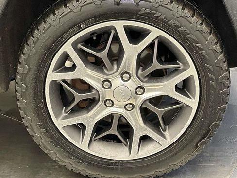 Used 2020 Jeep Grand Cherokee Limited w/ Premium Lighting Group image 14