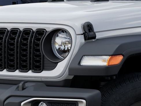New 2026 Jeep Gladiator Sport image 10