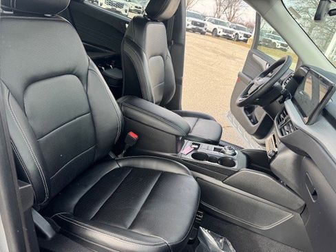Used 2023 Ford Escape Platinum image 33