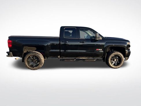 Used 2019 Chevrolet Silverado 1500 LT w/ All Star Edition image 6