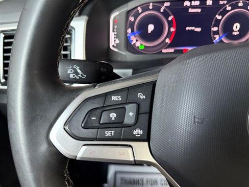 Used 2022 Volkswagen Atlas SE image 27