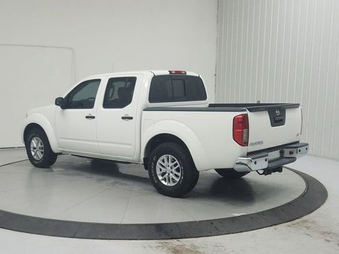 Used 2019 Nissan Frontier SV w/ Value Truck Package RWD image 5