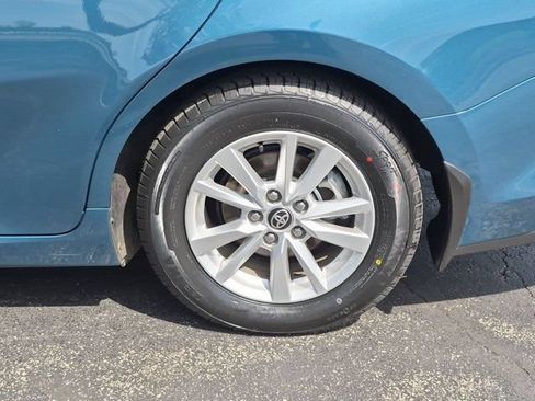 Used 2026 Toyota Camry LE w/ Convenience Package FWD image 8