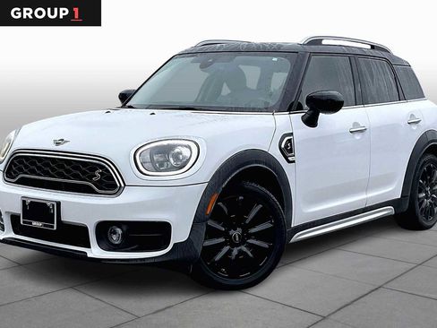 Used 2020 MINI Cooper Countryman S image 1