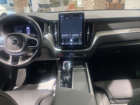 New 2026 Volvo XC60 B5 Ultra AWD/4WD image 3
