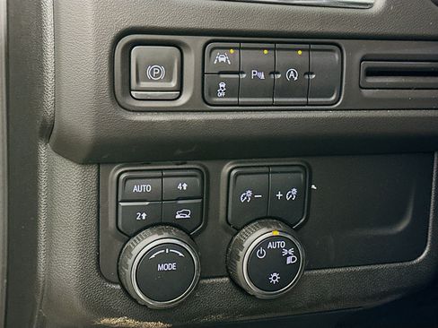 Used 2024 Chevrolet Tahoe LT image 16