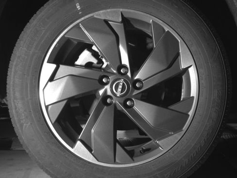 Used 2025 Nissan Rogue SV FWD image 15
