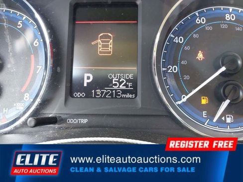 Used 2017 Toyota Corolla L image 30