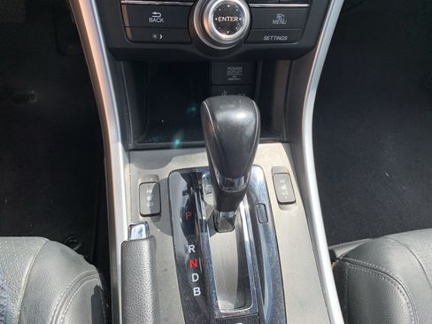 Used 2015 Honda Accord Touring image 26